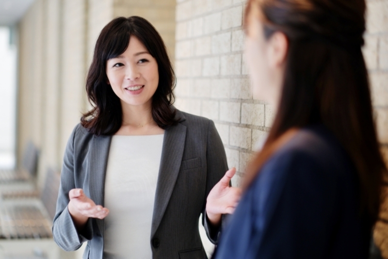 自分と似たタイプの人を観察する